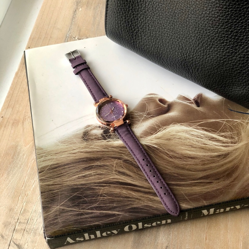 🆕 SPARKLES in Wristwatch in Plum